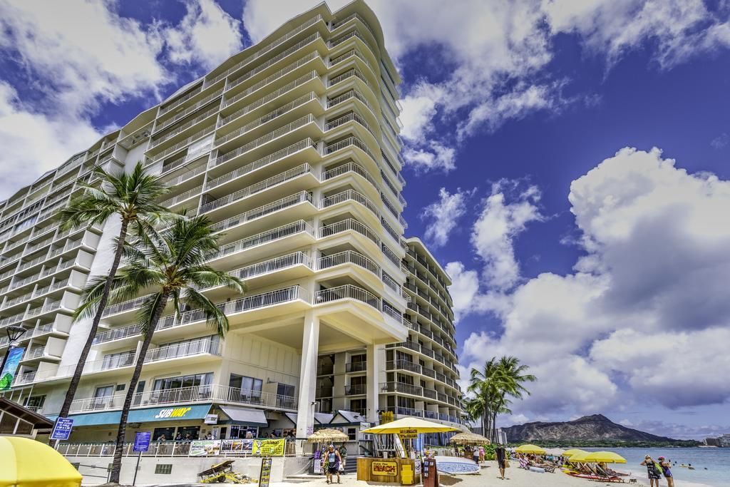 Waikiki Shore 515 Beachfront & Upgrade Appartement Honolulu Buitenkant foto